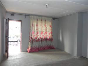 3 Bed House in Whetstone
