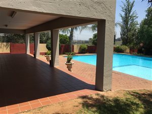 2 Bed Apartment in Marais Steyn Park