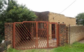 2 Bedroom House in Lakeside
