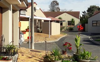 4 Bedroom House in Oakglen