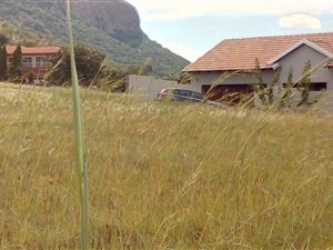 690 m² Land available in Kosmos Ridge