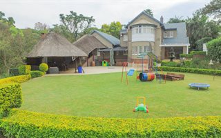 3.5 Bedroom House in Wembley