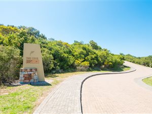 1427 m² Land available in Oubaai and surrounds