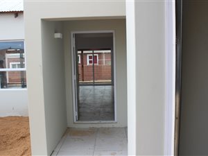 2 Bed Townhouse in Myburgh Park