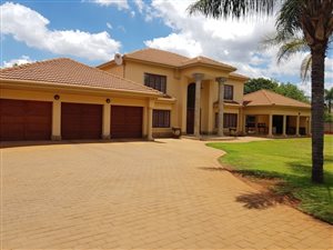 5000 m² Farm in Doornpoort and surrounds