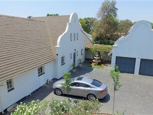 3 Bed House in Aston Manor