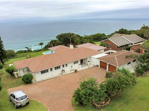 5 Bed House in Athlone Park