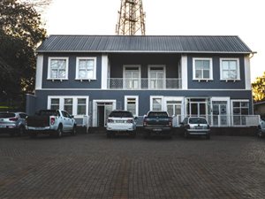 680 m² Commercial space in Hilton