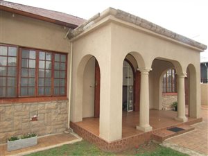 2 Bed House in Springs Central