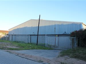 810 m² Commercial space in East Bank