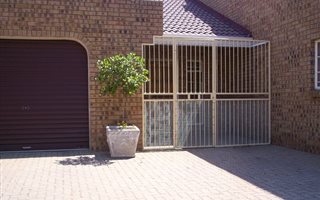 3 Bedroom House in Middelburg