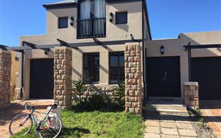 3 Bedroom House in Atlantic Beach Golf Estate