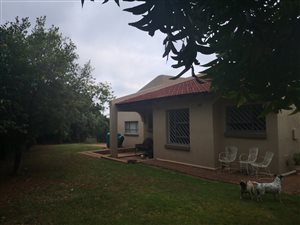 2 Bedroom Garden Cottage in Ruimsig