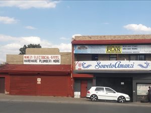 Commercial space in Mofolo North