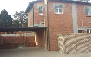 2 Bedroom Townhouse in Raslouw