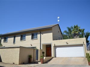3 Bed House in Newlands
