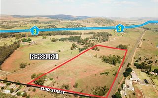 12 ha Land available in Rensburg