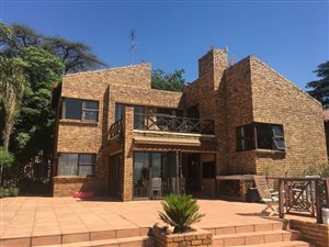 3 Bed House in Quellerina