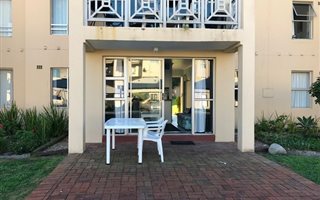 2 Bedroom Apartment in Westcliff