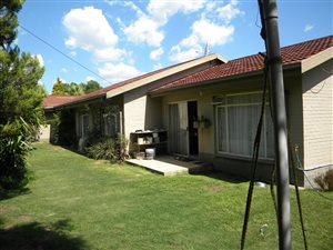 4 Bed House in Elandia