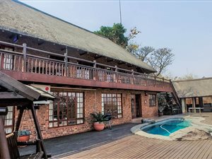 4 Bed House in Mabalingwe