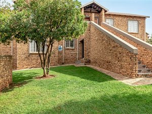 3 Bed Apartment in Strubens Valley