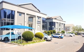 10 m² Commercial space in Sunninghill
