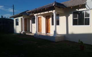 1 Bedroom House in Esikhawini