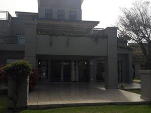 4 Bed Apartment in Palm Lakes Estate