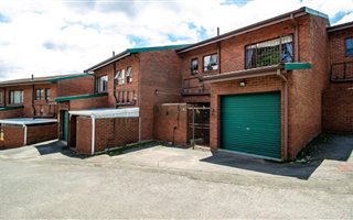 3 Bedroom Duplex in Farningham Ridge