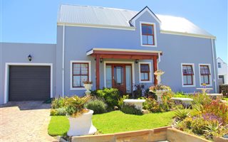 3 Bedroom House in Mariners Village