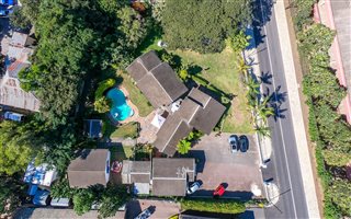 3 Bedroom House in Manors