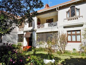 2 Bedroom Apartment in Claremont Upper