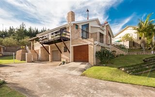 4 Bedroom House in Glen Barrie
