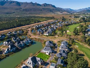 552 m² Land available in Pearl Valley