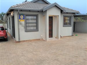 3 Bed House in The Orchards
