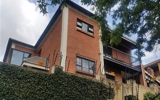 3 Bedroom House in Lynnwood Manor