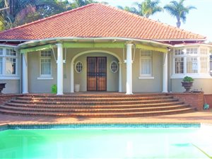 4 Bed House in Morningside
