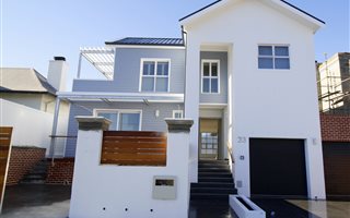 4 Bedroom House in Strand South