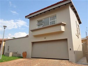 4 Bed House in Woodmead