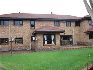 5450 m² Farm in Montana Tuine