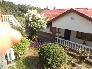 3 Bed House in Clare Estate