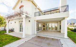 3 Bedroom House in Val de Vie