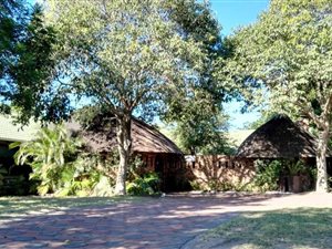 750 m² Commercial space in Arboretum