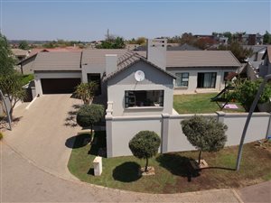 3 Bed House in Midlands Estate