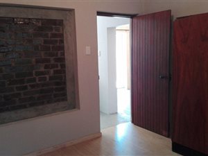 1 Bed Apartment in Paarl