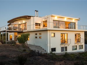 7 Bed House in Uitzicht