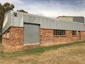 225 m² Commercial space in Benoni AH