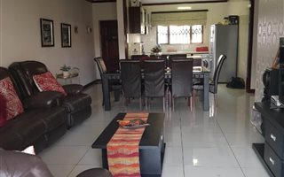 3 Bedroom Apartment in Summerset