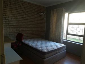 1 Bed Garden Cottage in Summerstrand